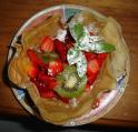 Croustillants de fruits frais au basilic